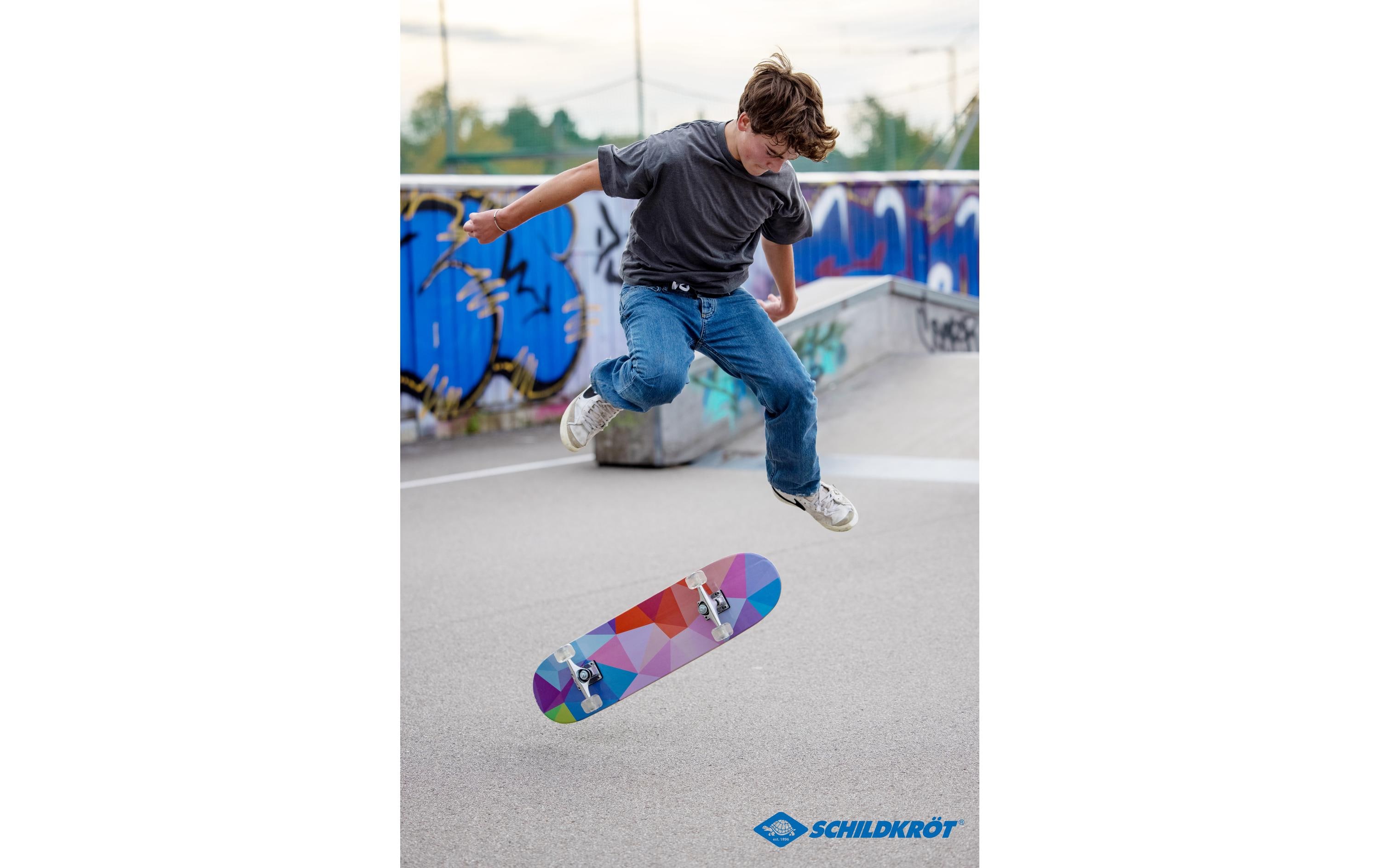 Schildkröt Funsports Skateboard Kicker 31, Abstract