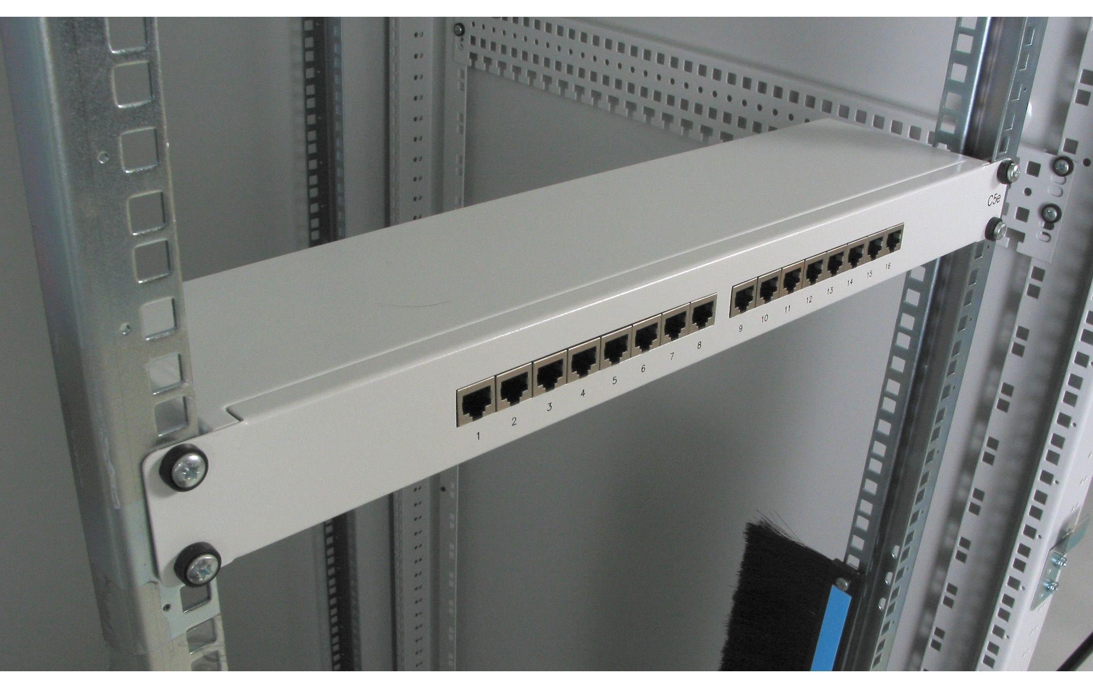 equip Patchpanel 16 Port, LSA, 1HE 19 Rack