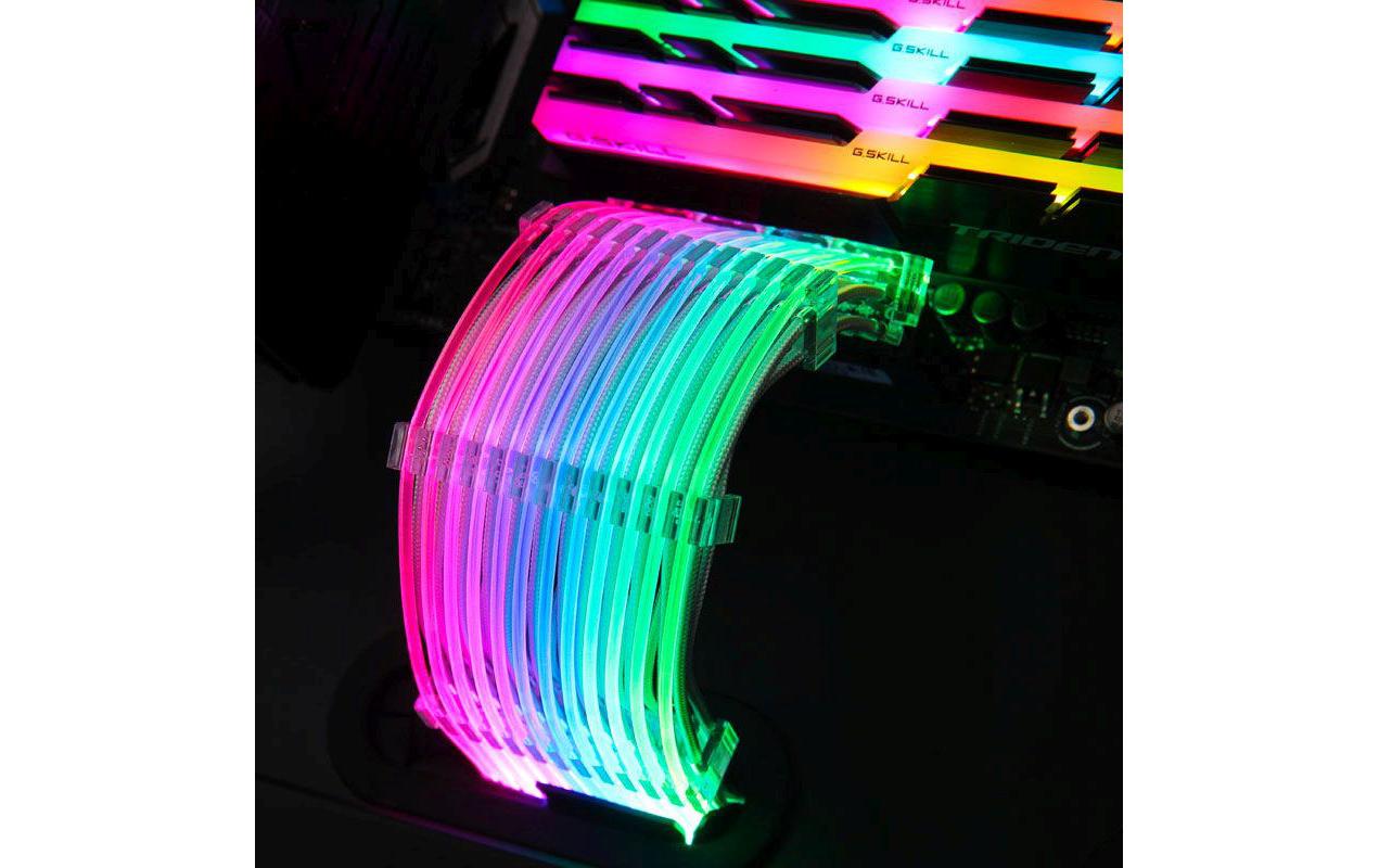 Lian Li RGB-Mainboardkabel Strimer 24-Pin