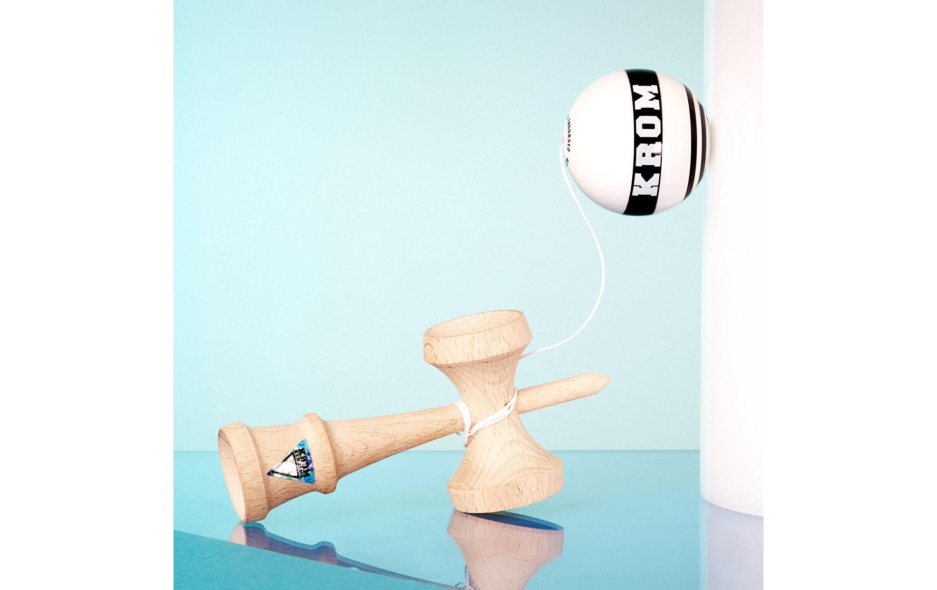 KROM KENDAMA Kendama Krom Strogo White