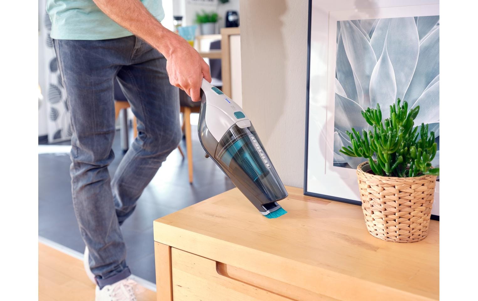 Leifheit Akku-Hand- und Stielsauger Rotaro PowerVac 2in1 Weiss