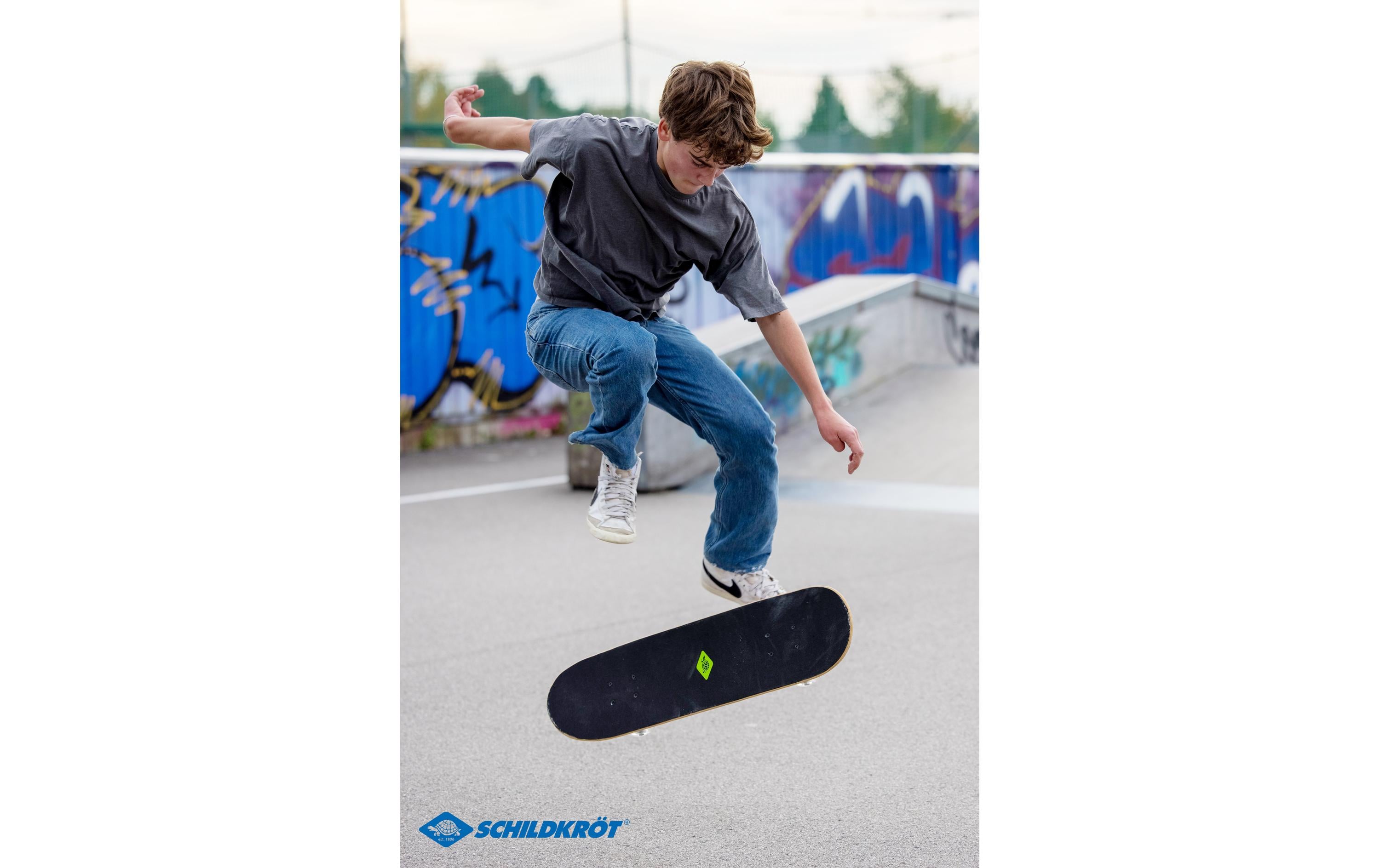 Schildkröt Funsports Skateboard Kicker 31, Abstract