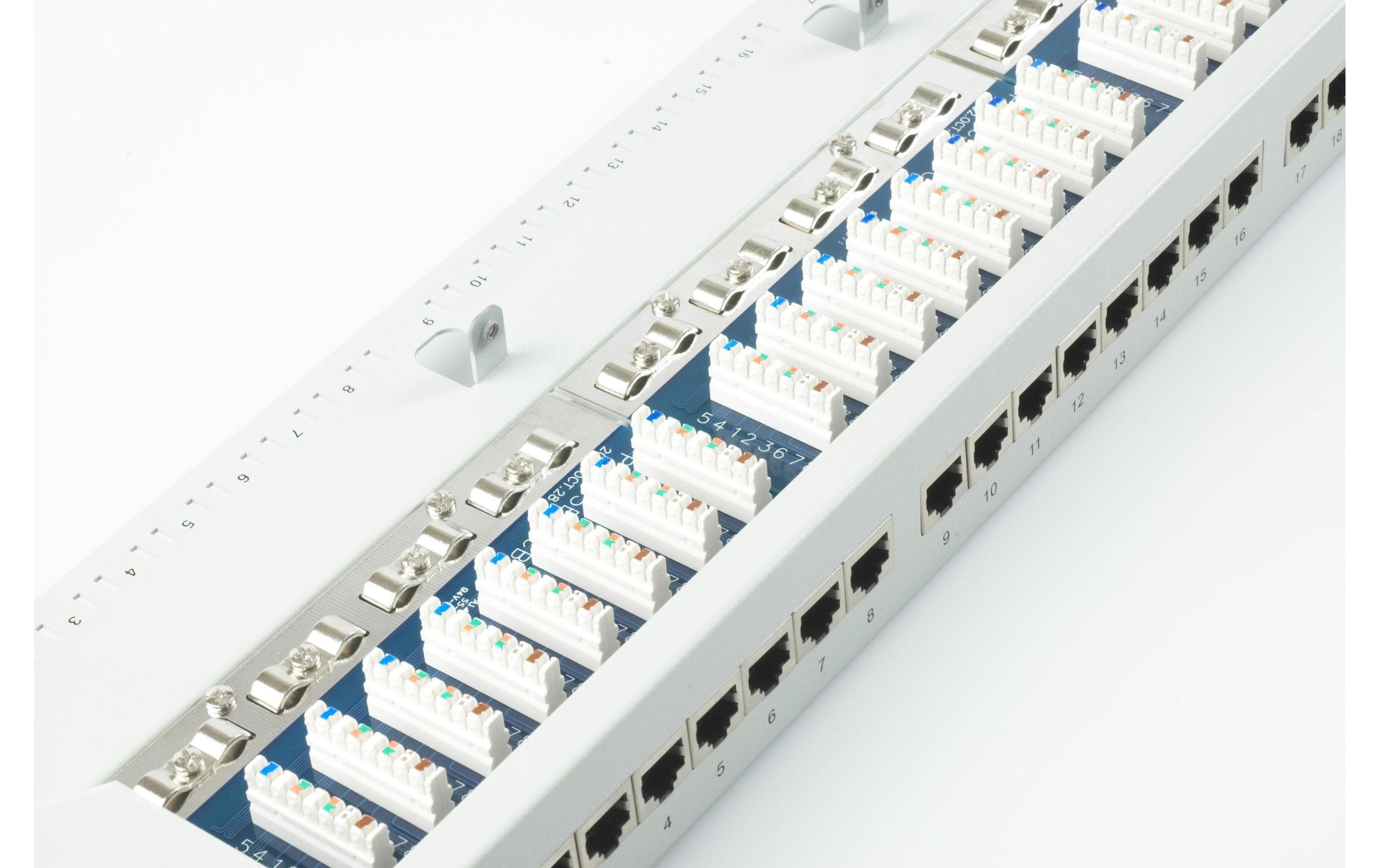 equip Patchpanel 24 Port, LSA, 1HE 19 Rack