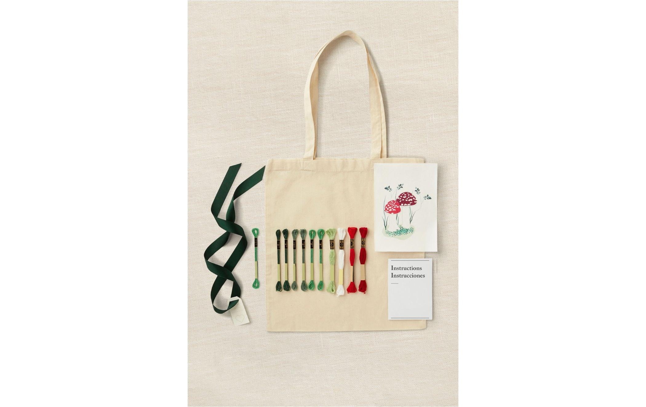 DMC Stickset Gift of Stich Einkaufstasche Pilz, 35 × 42 cm