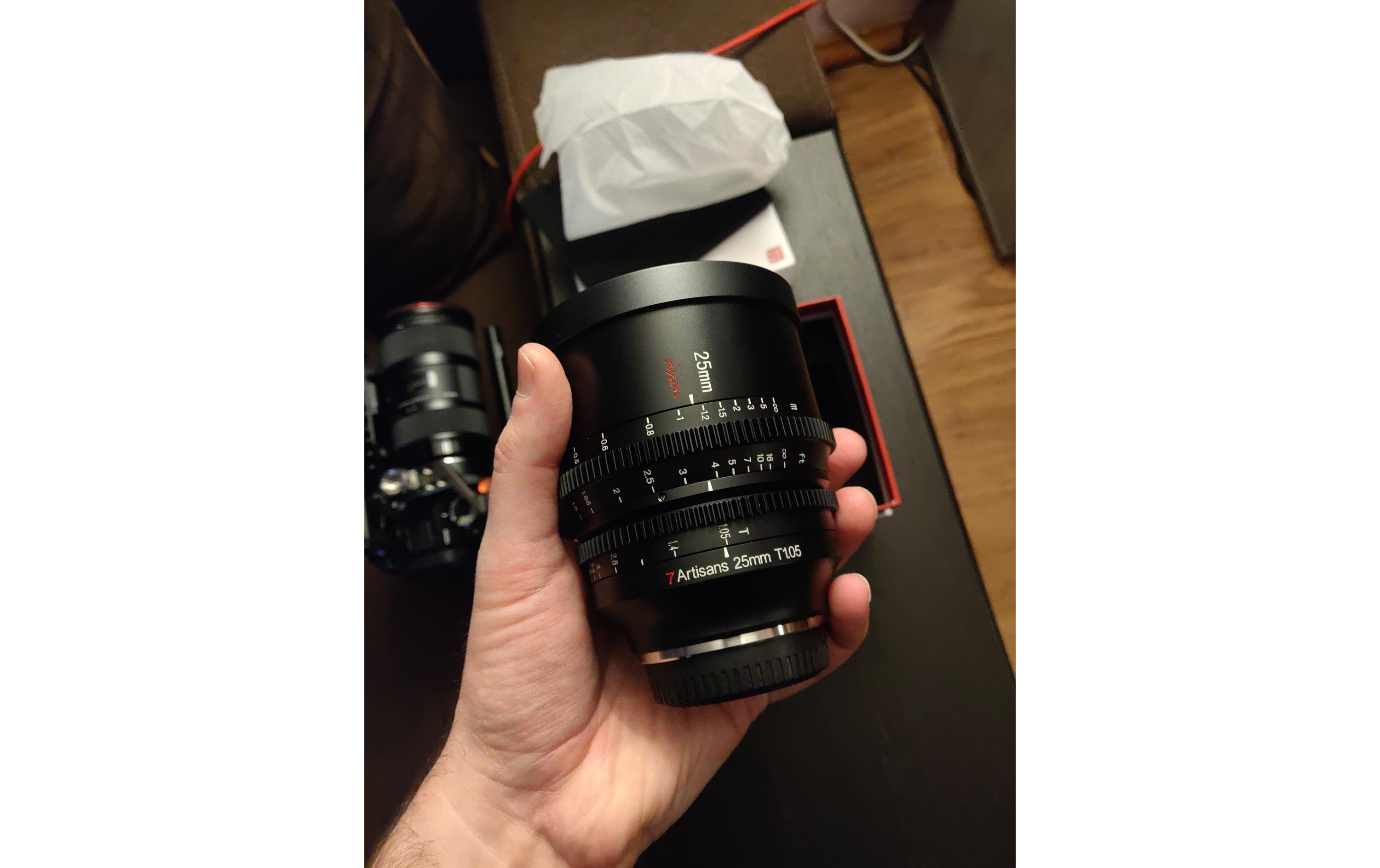 7Artisans Festbrennweite 25mm T/1.05 – L-Mount