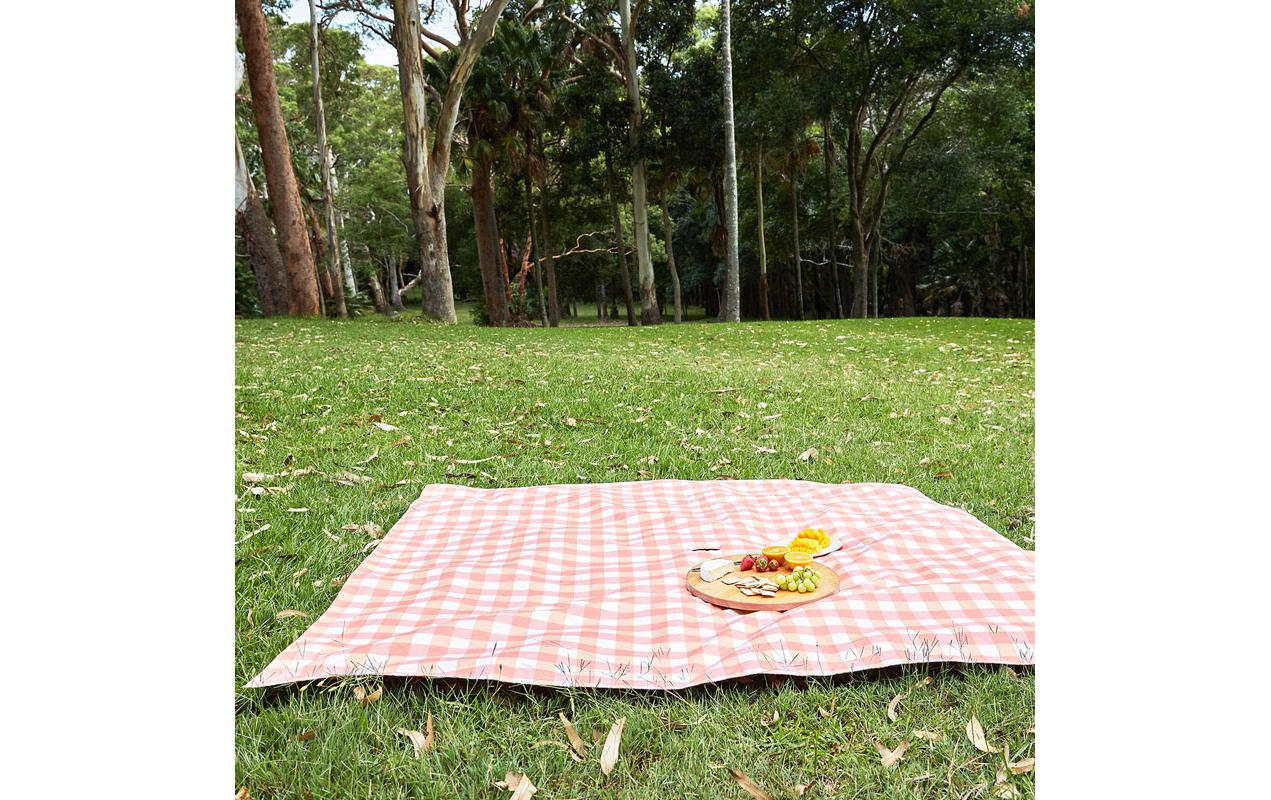 Dock & Bay Picknickdecke Strawberry & Cream 170 x 240 cm