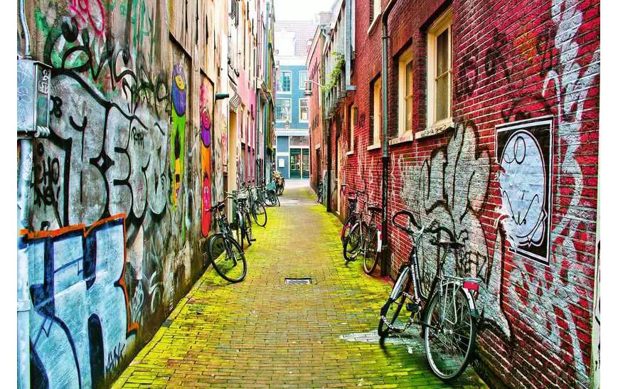 Ravensburger Puzzle Street Art in Amsterdam