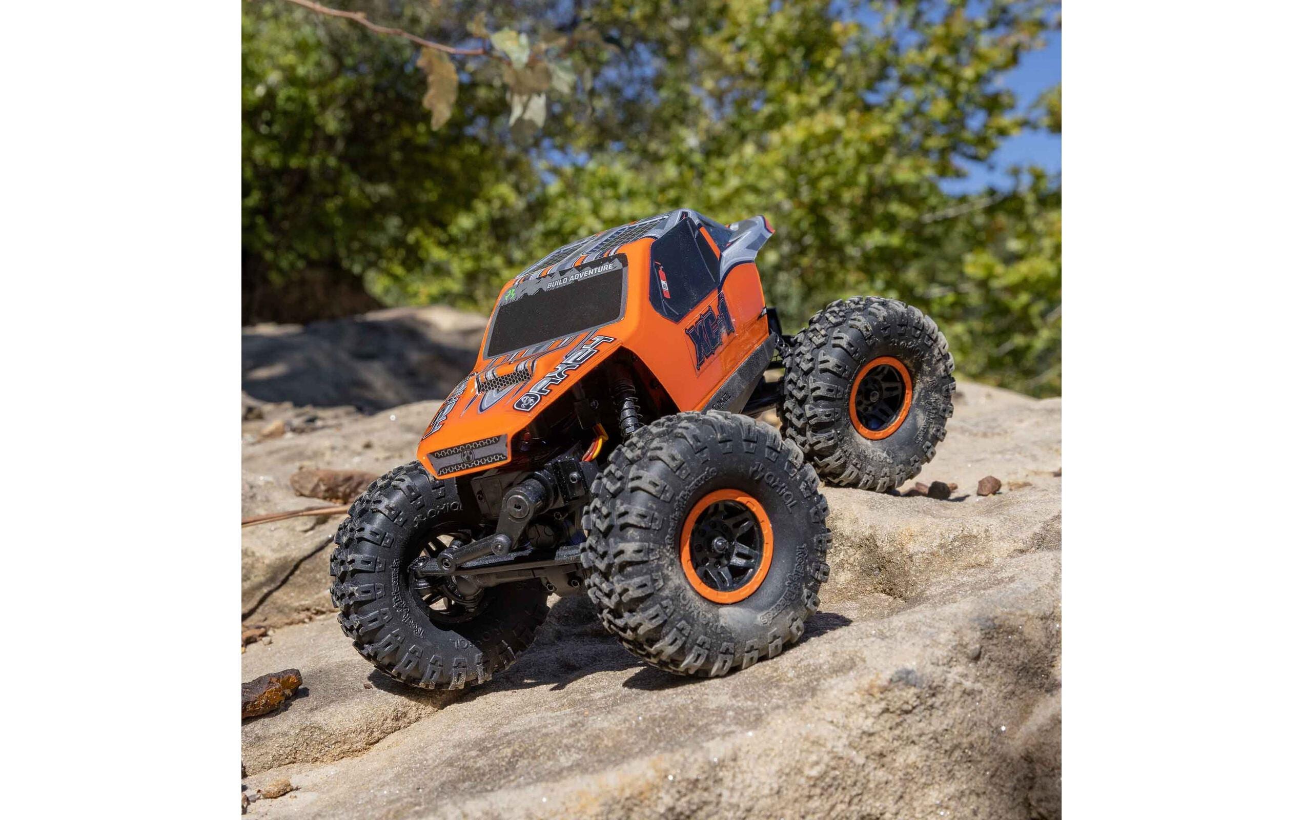 Axial Rock Crawler AX24 XC-1 4WS, Orange, RTR, 1:24