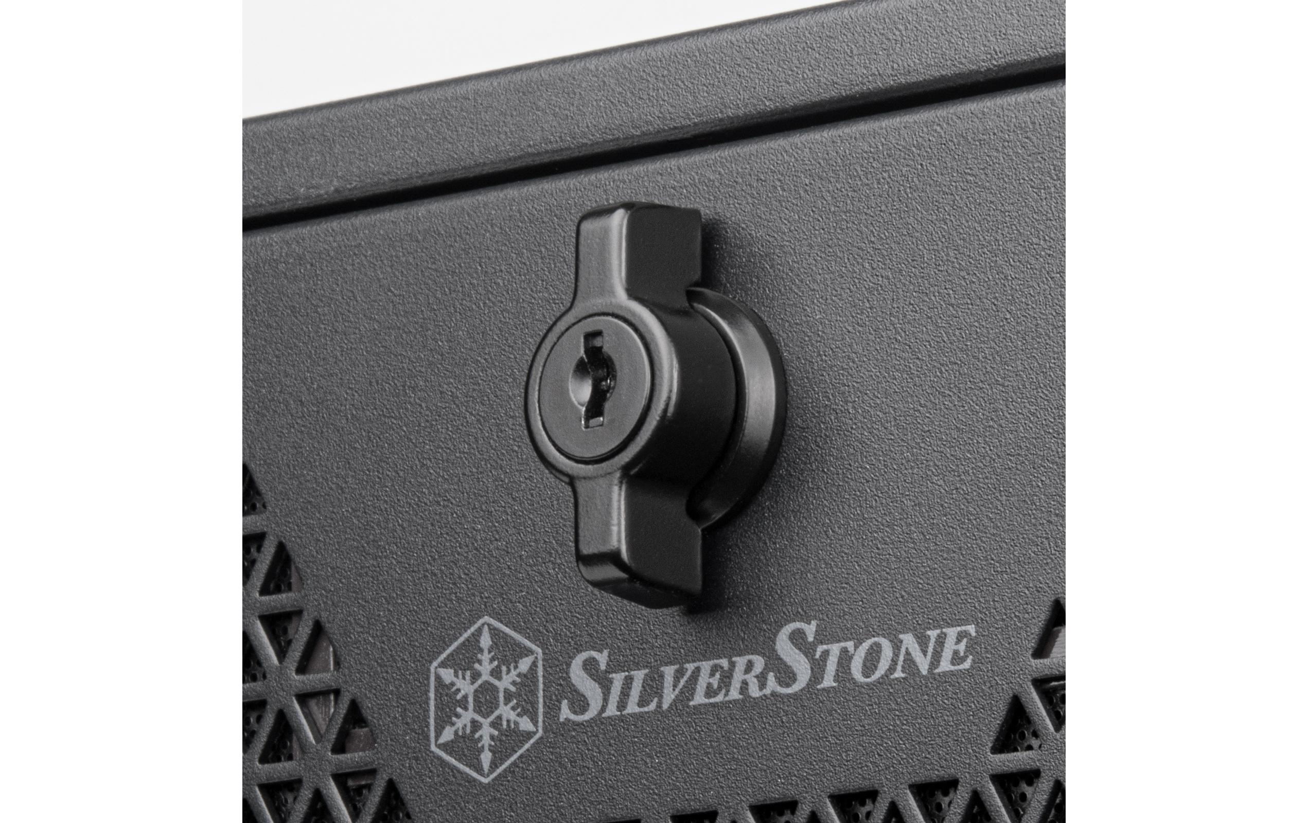 SilverStone Gehäuse RM44