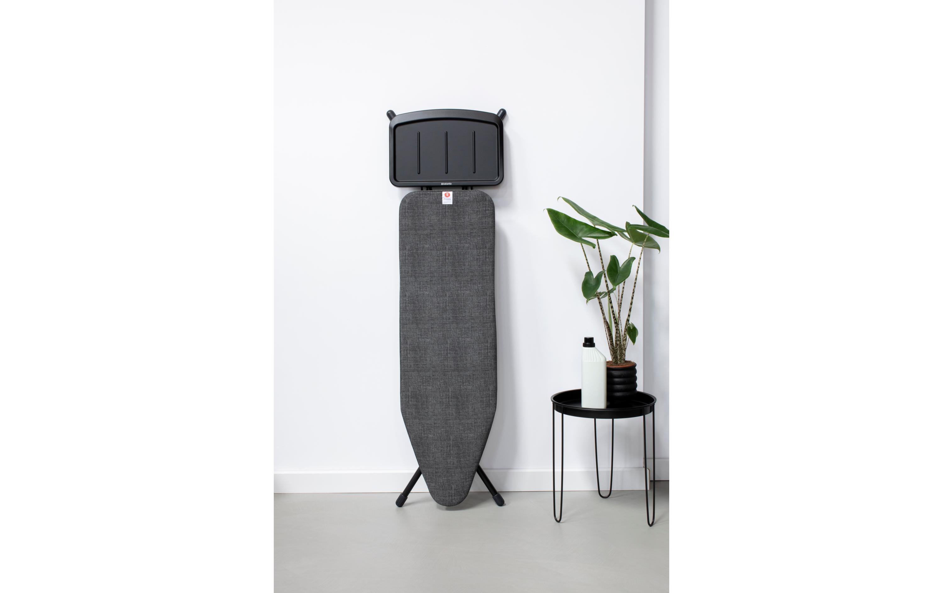 Brabantia Bügeltisch mit Dampfstationsablage Denim Black